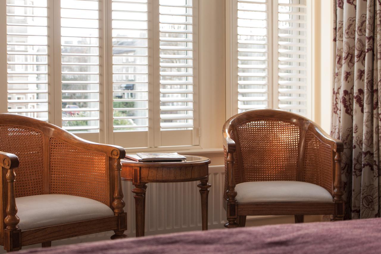 ホテル Ascot House ハロゲート エクステリア 写真